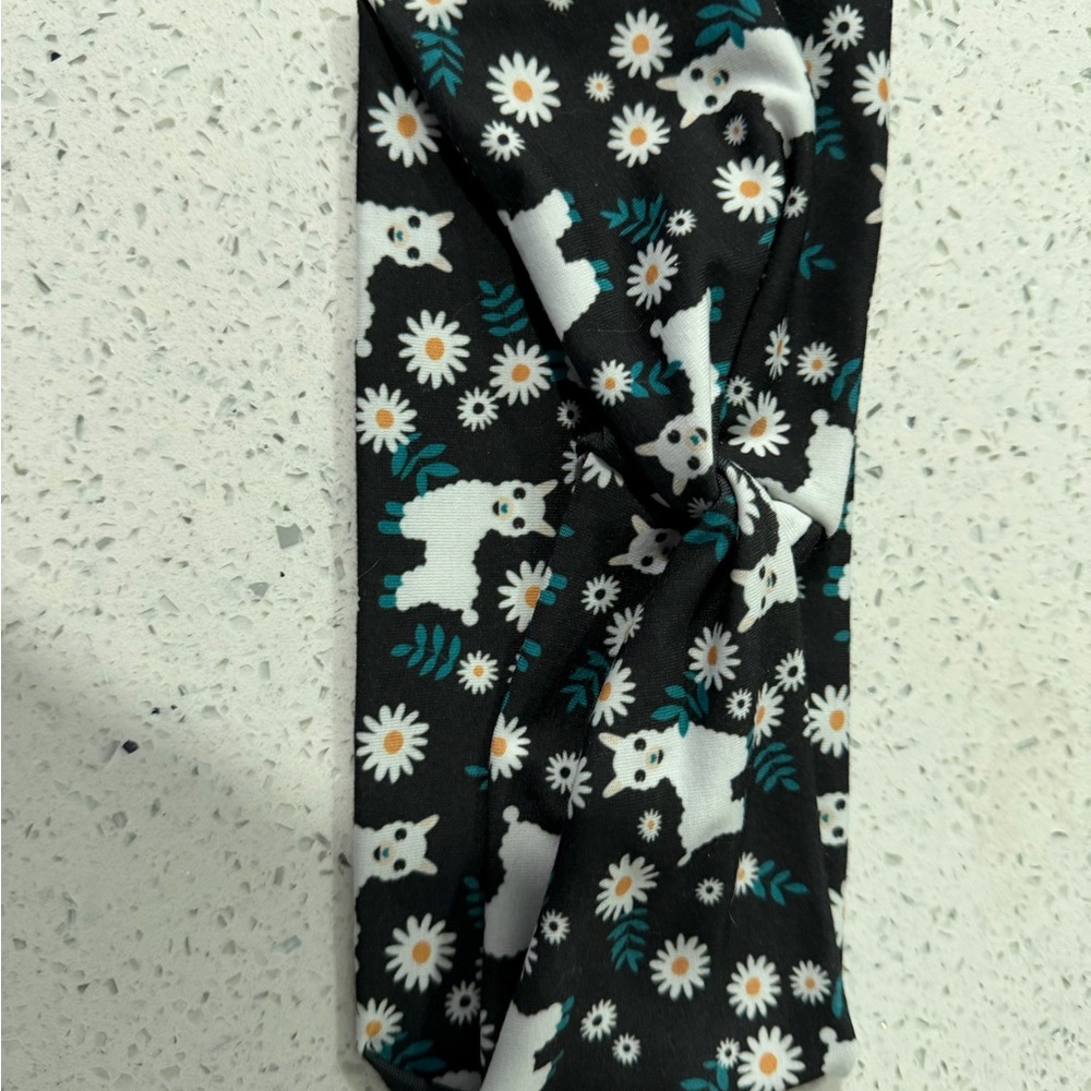 Black with Daisys and lamas Headband